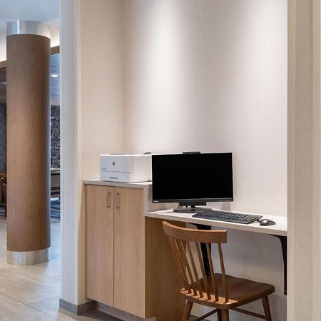 Fairfield Inn & Suites Minneapolis North Бруклин-Сентер Экстерьер фото