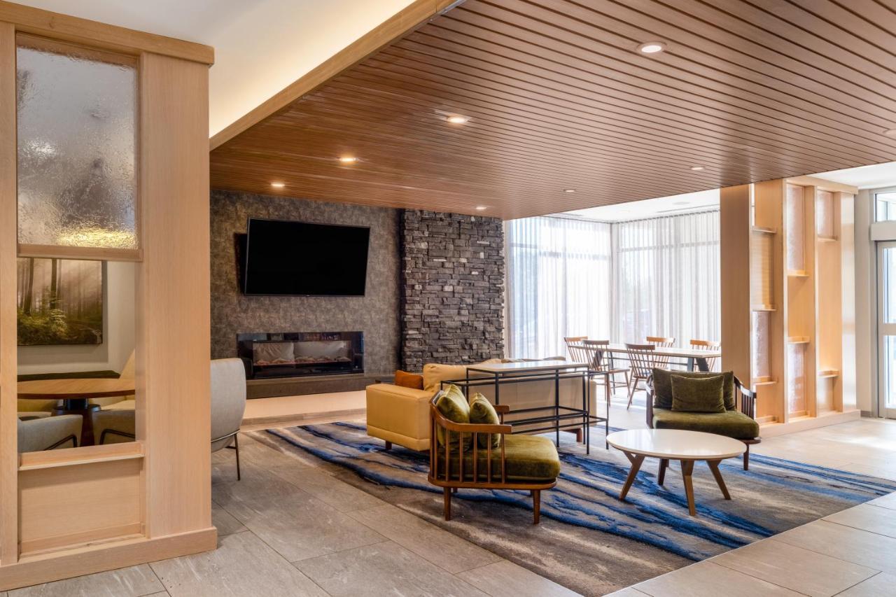Fairfield Inn & Suites Minneapolis North Бруклин-Сентер Экстерьер фото