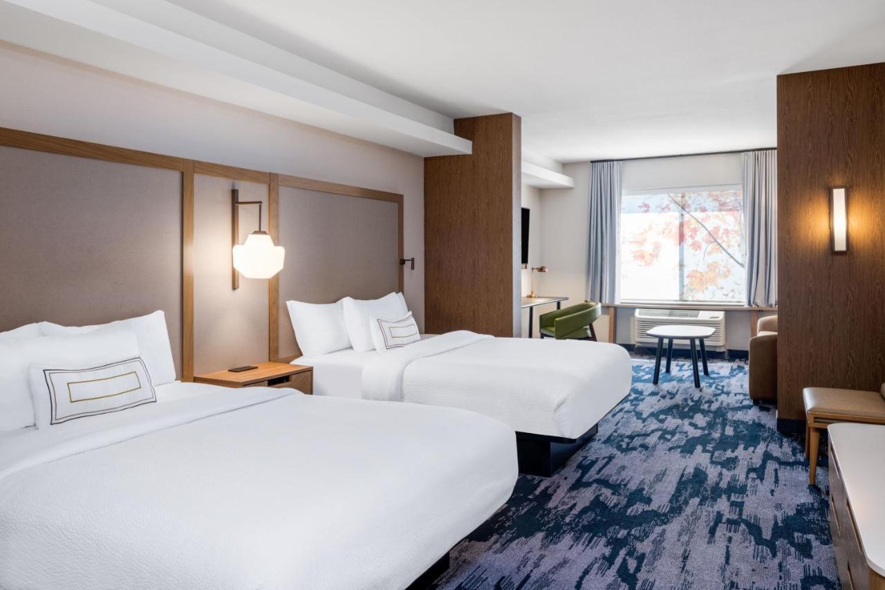 Fairfield Inn & Suites Minneapolis North Бруклин-Сентер Экстерьер фото